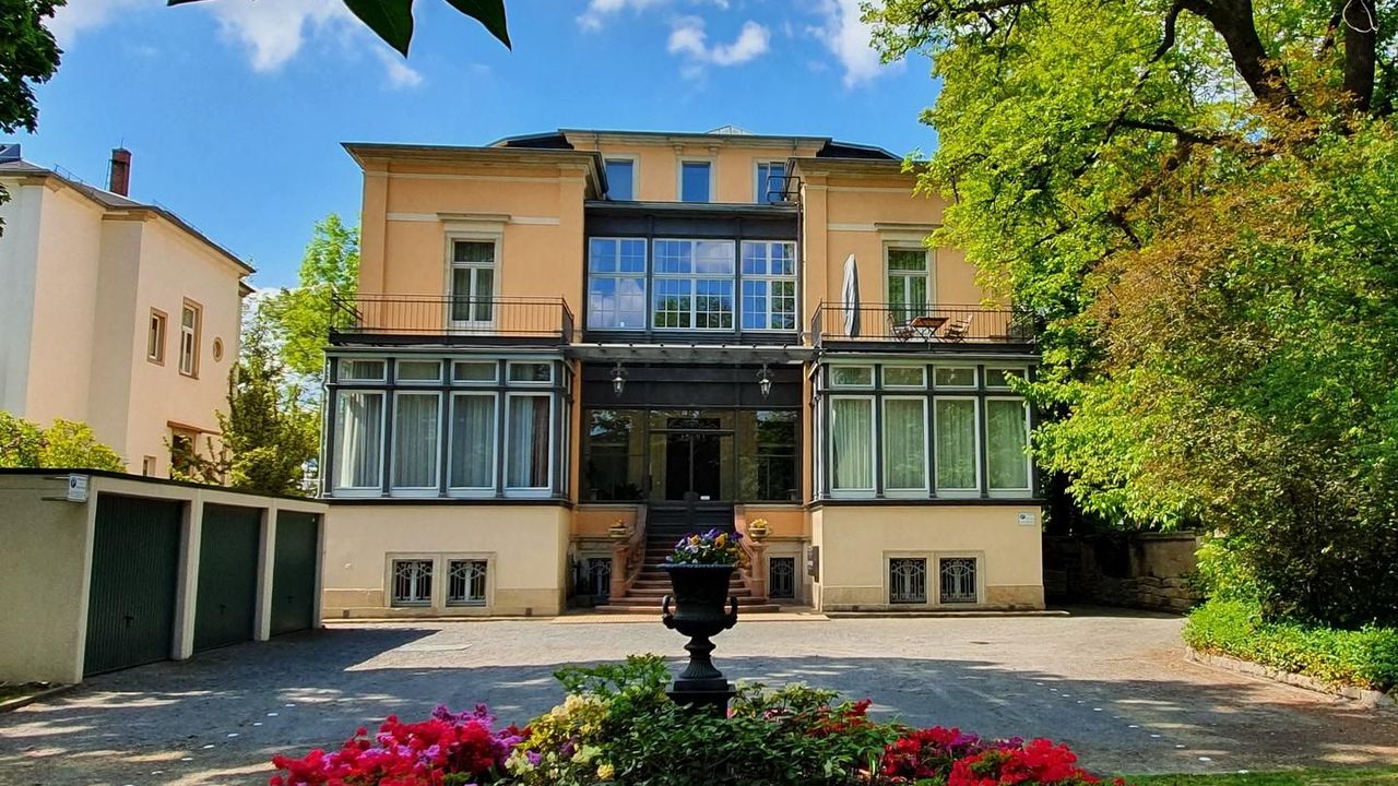 Fassade / Eingang Fassade / Eingang